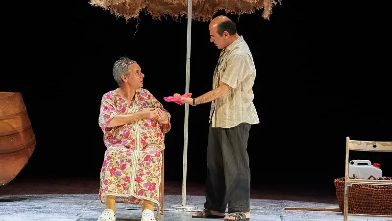 \"Le vacanze dei Lagonia\" divertono e commuovono il Comunale