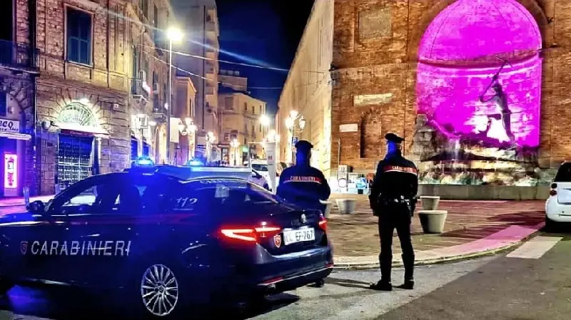 Controlli in centro: sanzione e sequestro prodotti alimentari