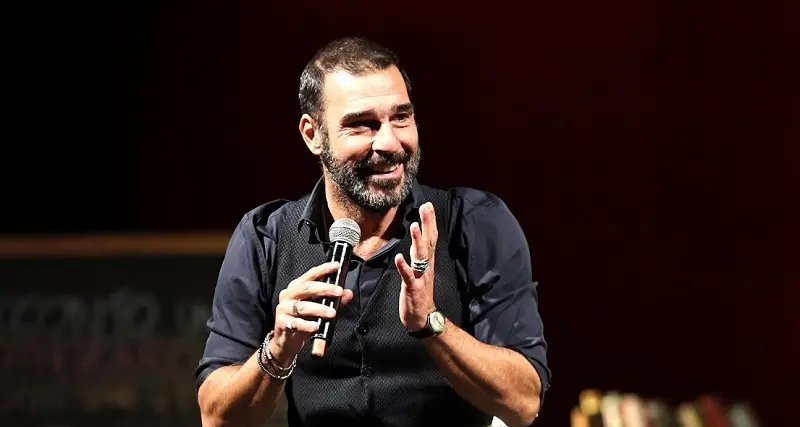 Politeama rapito da Leo che \"racconta una storia\"