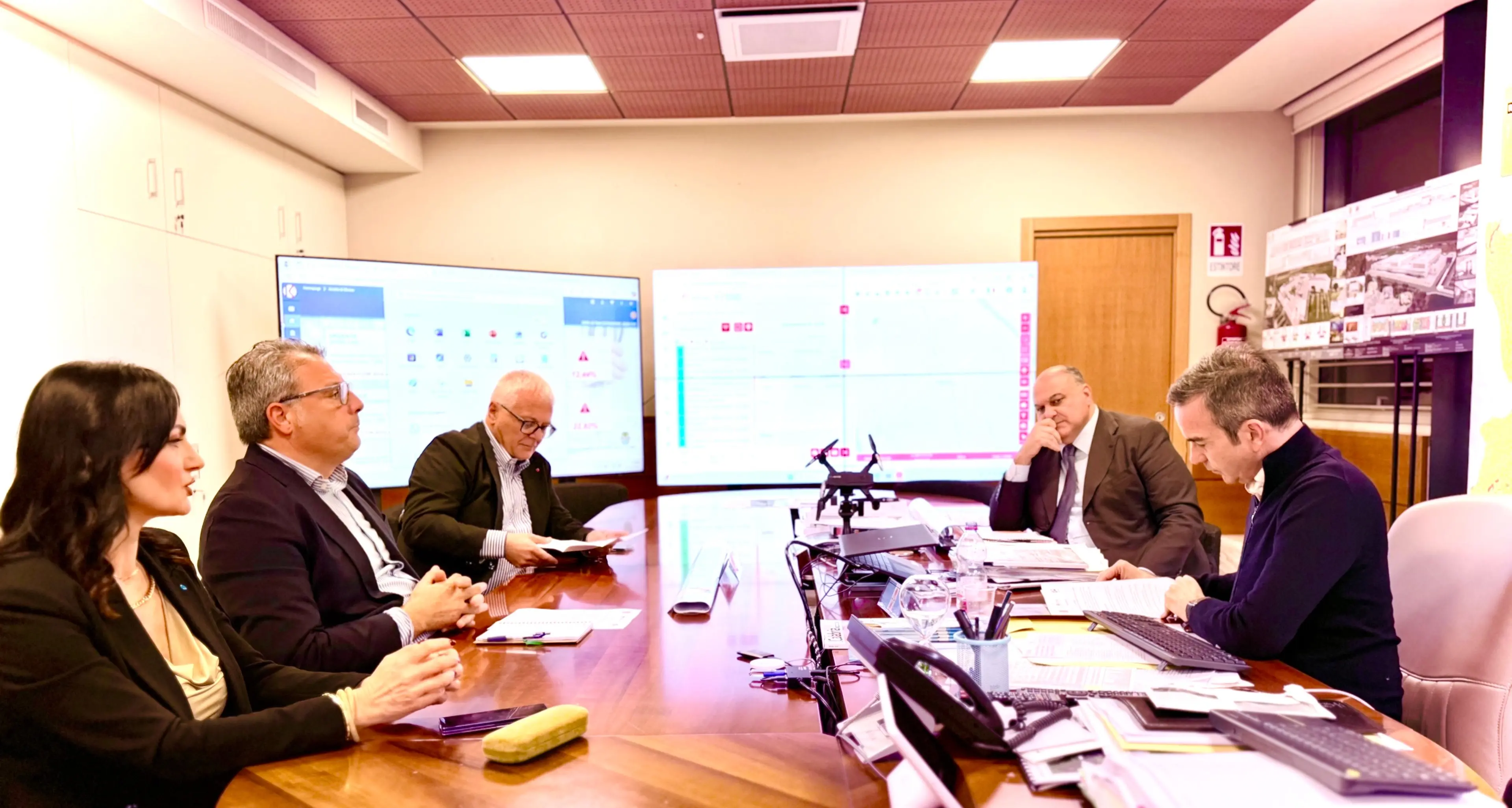 Cgil, Cisl e Uil chiedono impegni concreti a Occhiuto: «Saremo vigili\u00A0ed esigenti\u00A0per sostenere con forza i diritti del lavoro»\n