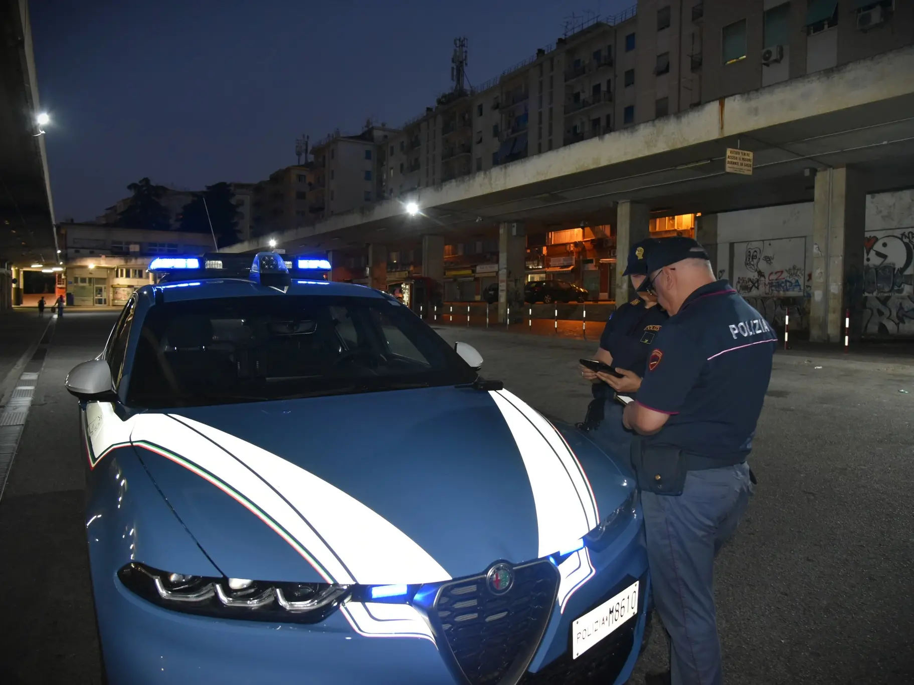 Cosenza, la destra va a nozze con l’allarme sicurezza in città e invoca le ronde