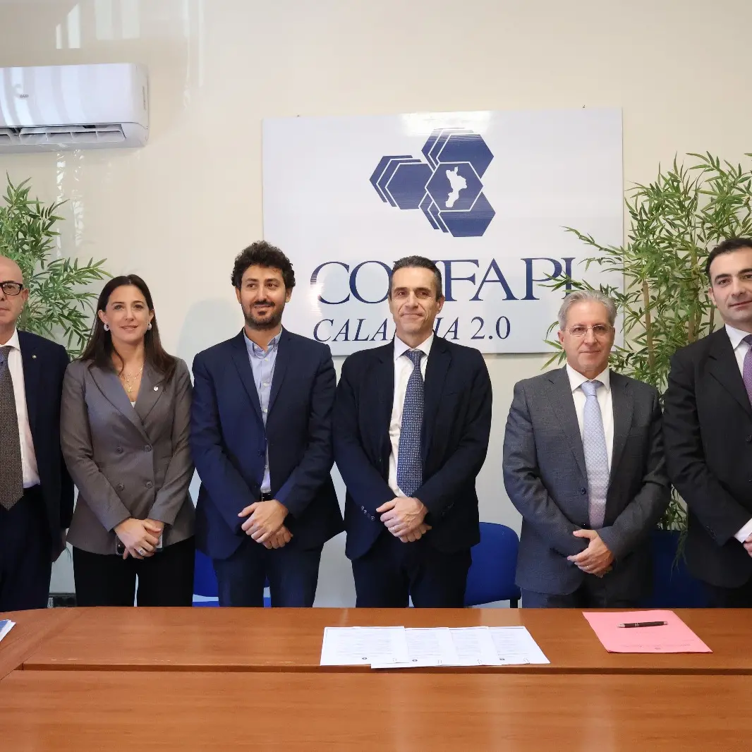 Firmato il protocollo per la “Fattoria Solare La Petrosa”, il progetto che dà lavoro ai detenuti di Castrovillari\n