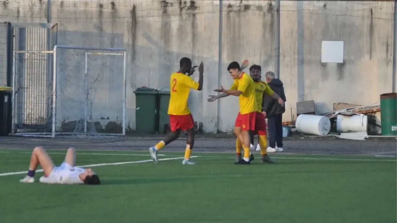 Eccellenza, scontro per il secondo posto tra Isola CR e Trebisacce:\u00A0il programma del\u00A0decimo turno\n