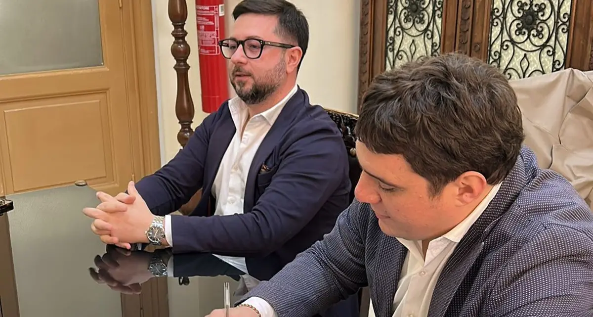 Palazzo De Nobili, Marco Polimeni si dimette da consigliere comunale:\u00A0«Una precisa volontà politica, nessuna incompatibilità»\n