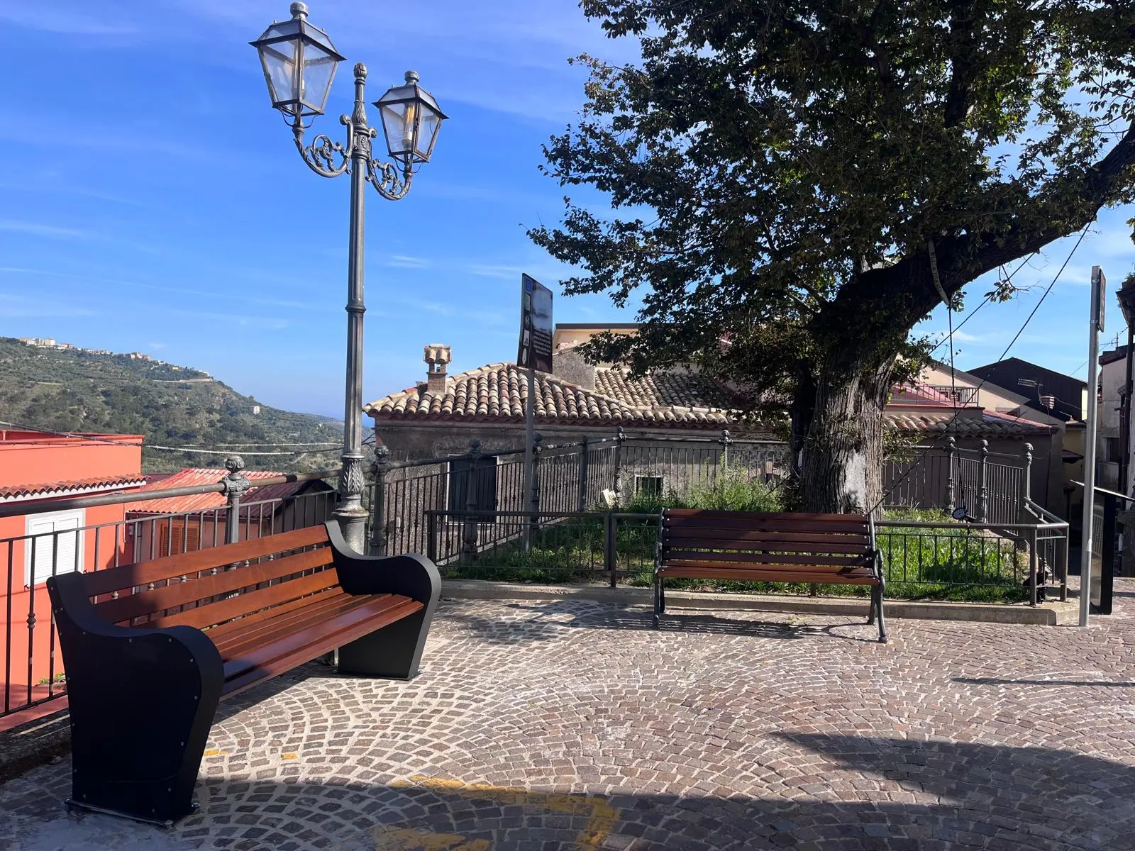 Montepaone illumina l’ultimo Albero della libertà d’Italia\n