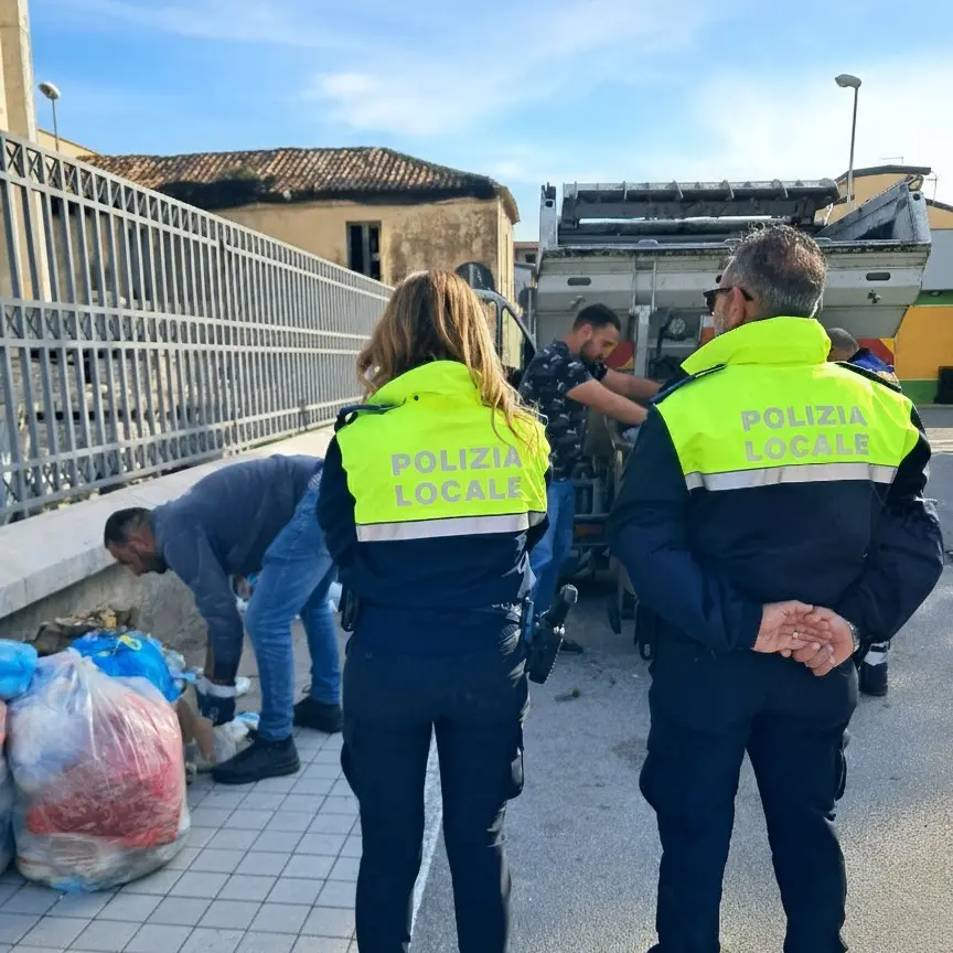 A San Ferdinando prosegue l’impegno per incrementare la differenziata: al via la fase repressiva\n