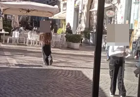 Cosenza, ragazzini si mescolano agli studenti dell’iniziativa “Ioleggoperché” e chiedono soldi per acquistare libri\n