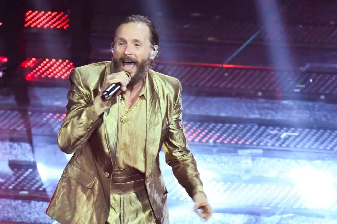 Jovanotti riparte coi tour, tra le tappe anche Catanzaro: «Porteremo allegria dove non te l'aspetti»\n