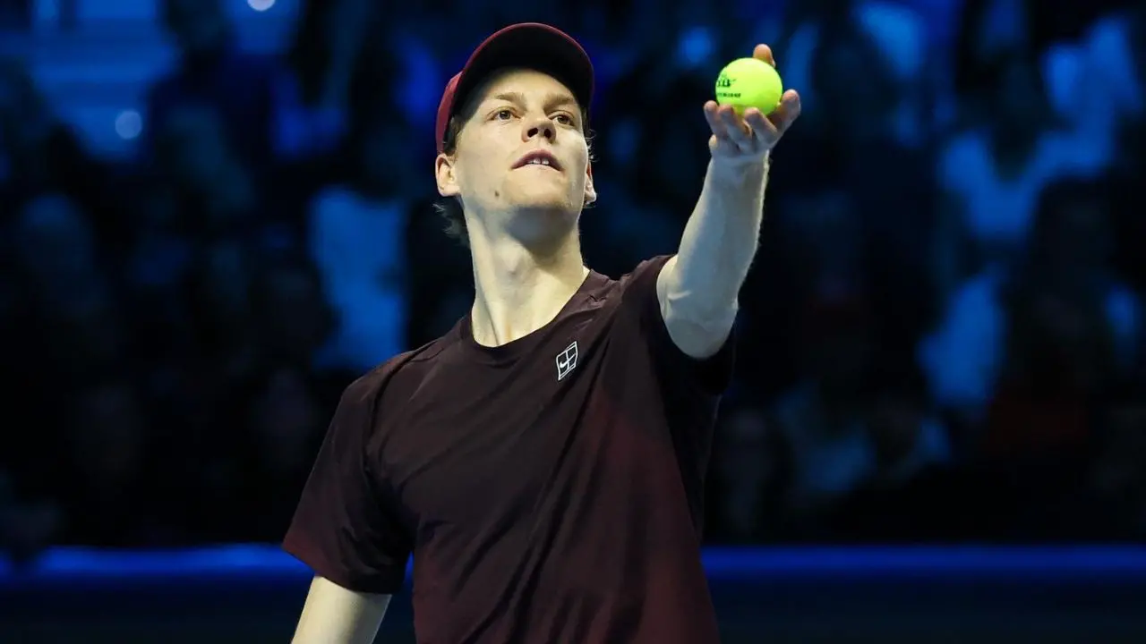 Tennis, Sinner batte (anche) Shelton e sabato sfiderà De Minaur in semifinale alle Atp Finals\n