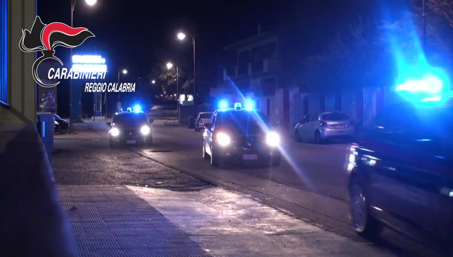 Cinquefrondi, quattro donne arrestate per furto aggravato in un negozio di articoli per la casa\n