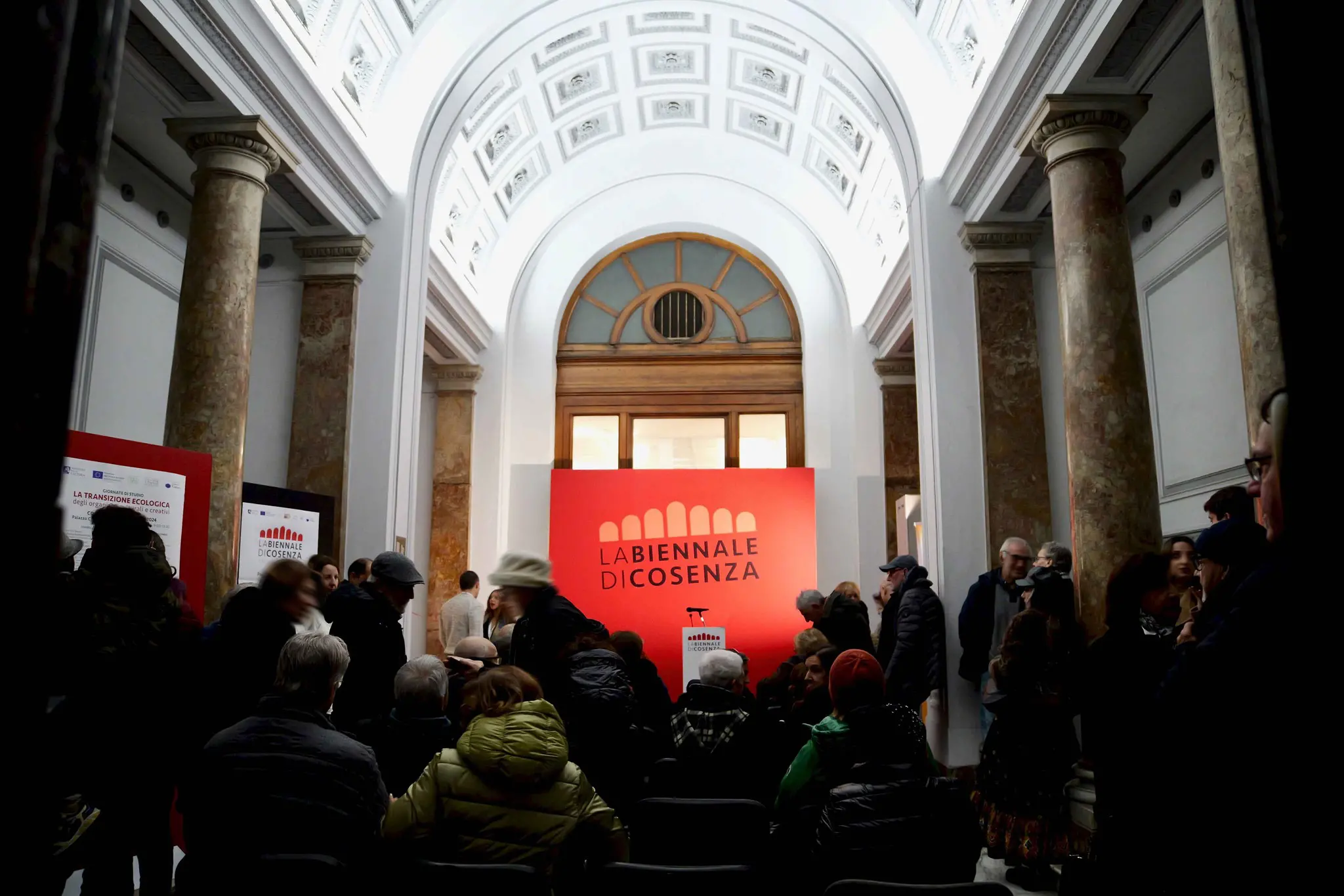 La Biennale di filosofia a Cosenza, così il pensiero attraversa la città.\u00A0Come ci eravamo lasciati e i prossimi passi\n