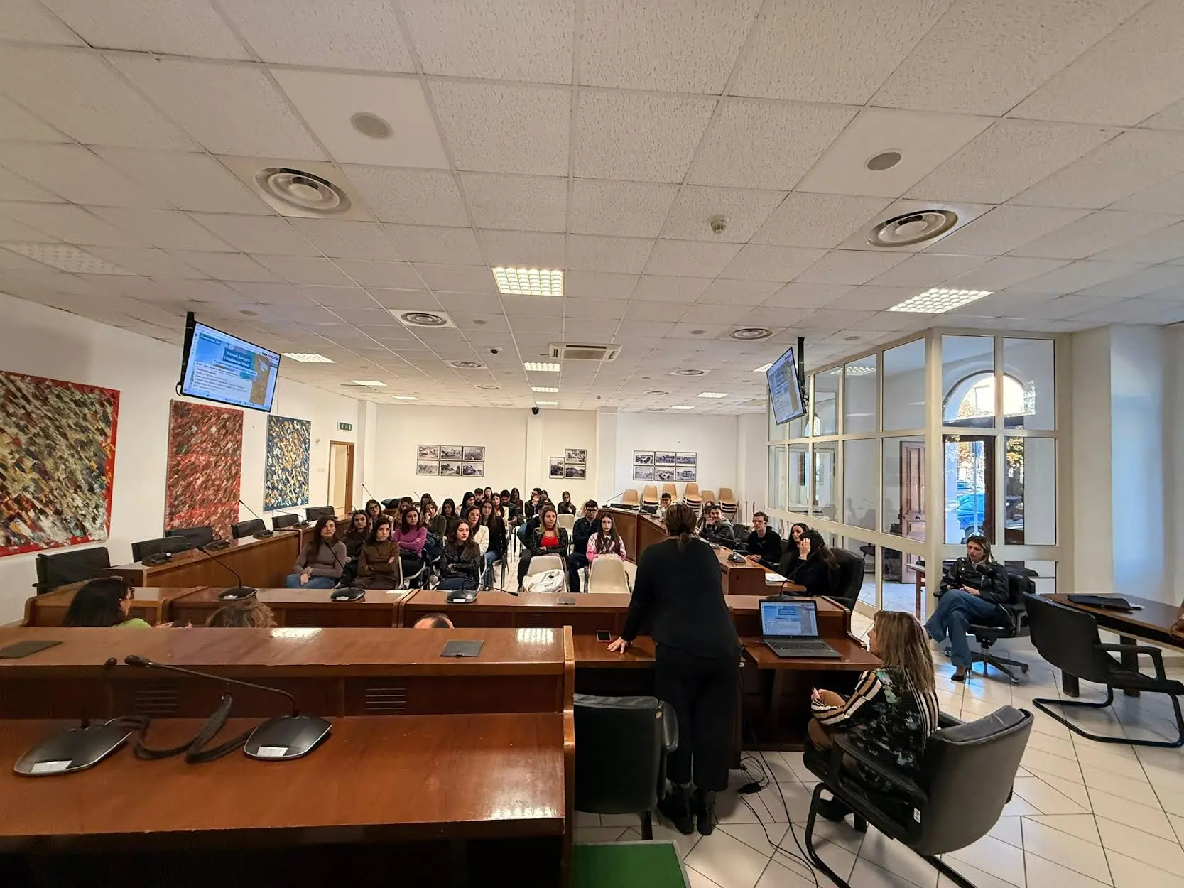 Giovani, Europa e cittadinanza attiva, a Siderno\u00A0i ragazzi del Servizio Civile espongono i progetti UE\n