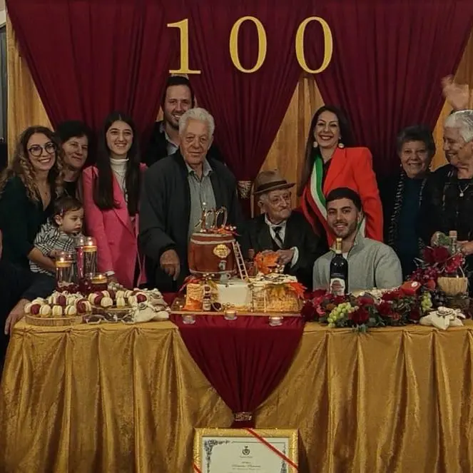 Caulonia celebra i 100 anni di Domenico Piscioneri\n