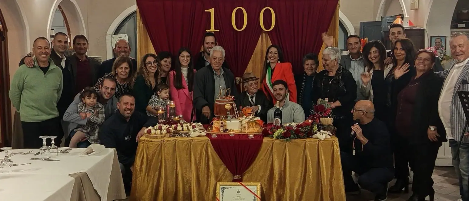 Caulonia celebra i 100 anni di Domenico Piscioneri\n