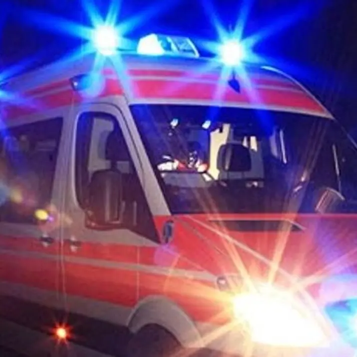 Corigliano Rossano, perde il controllo dell’auto e si schianta contro un muro: muore un ragazzo di 27 anni\n