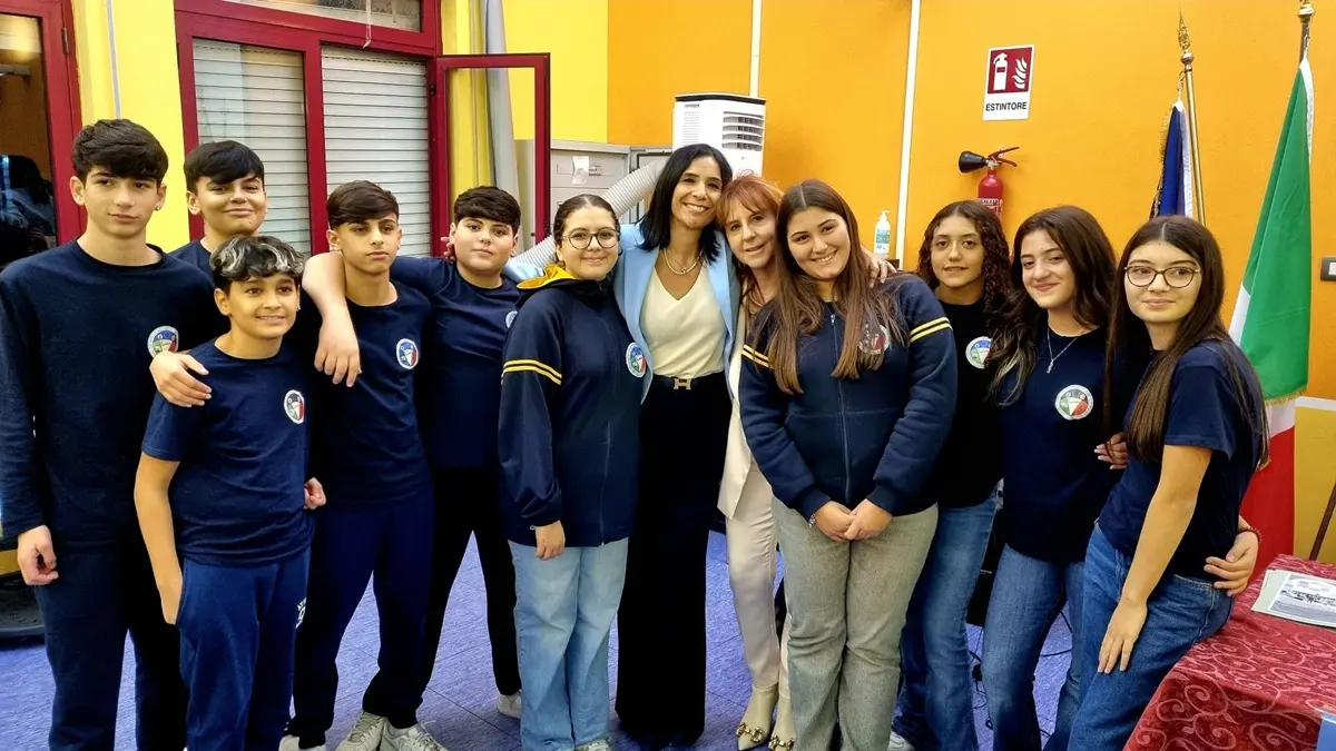 Giusi Princi all’Istituto Falcomatà – Archi di Reggio: «Scuola calabrese modello di comunità educante»\n