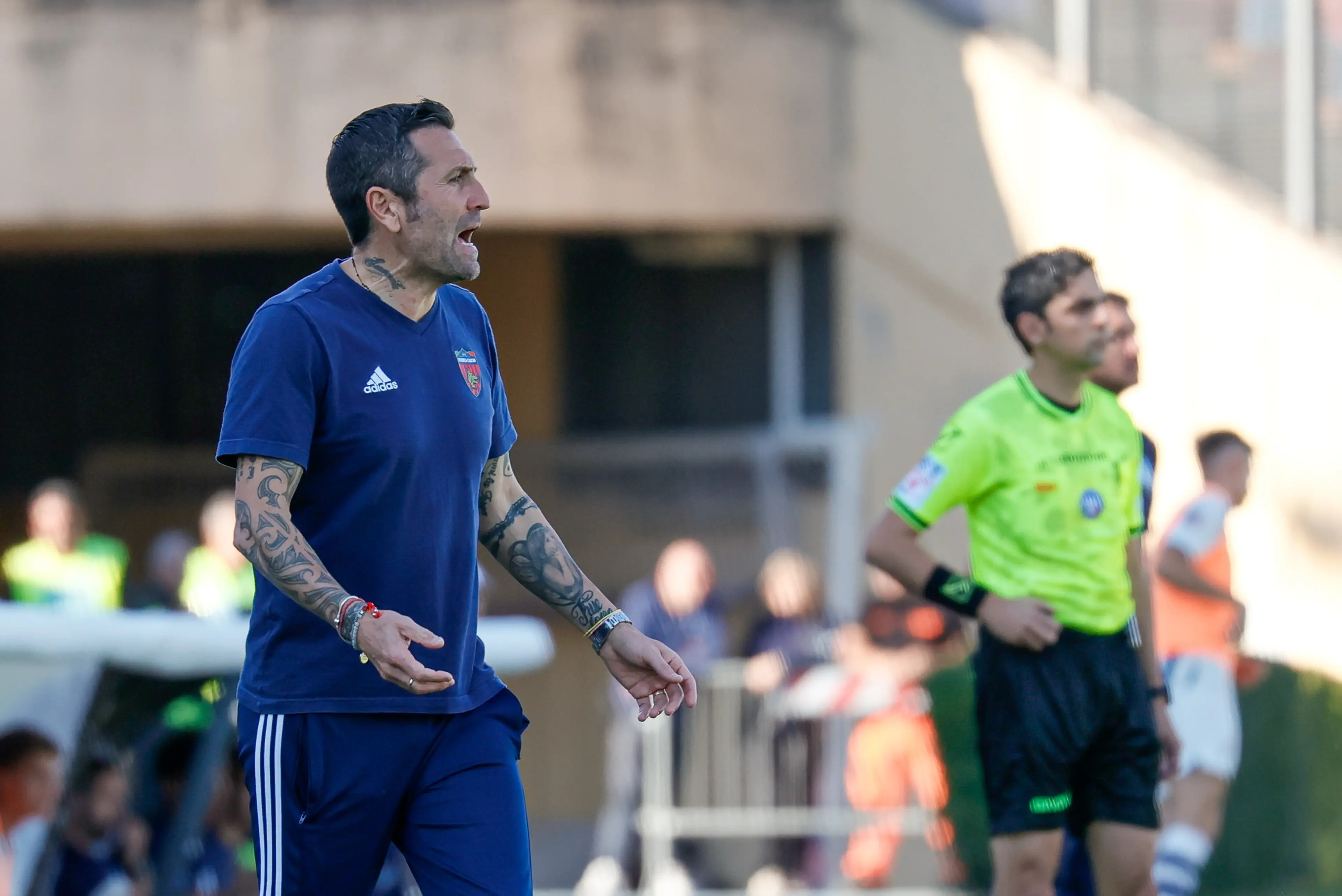 Cosenza, Buscè alza l’asticella: «Contro il Benevento una sfida tra squadre forti»