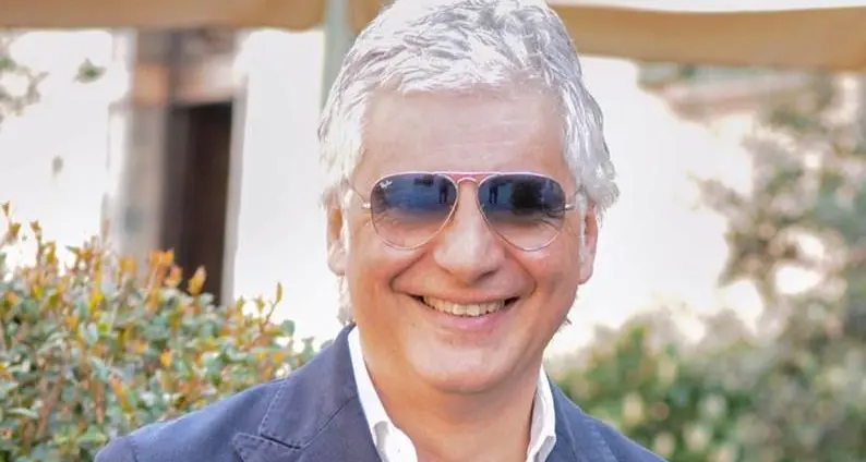 Metti una sera a cena (con Daffinà) a disegnare l'Asp di Cosenza\n