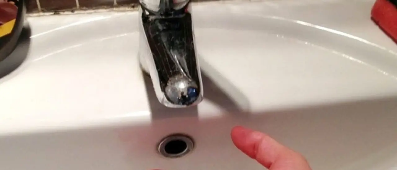 Filadelfia, il Comune annuncia l’interruzione temporanea del servizio idrico in alcune contrade. Ecco dove\n