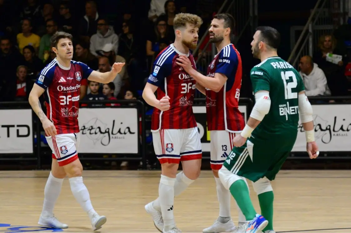 Futsal, la Pirossigeno Cosenza si arrende 4-3 a Pomezia al termine di una sfida aperta e combattuta\n
