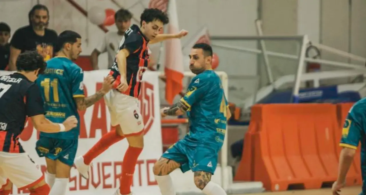 Serie A2, nel quinto turno l’Acri espugna Soverato: i rossoneri vincono 7-5 il derby calabrese\n