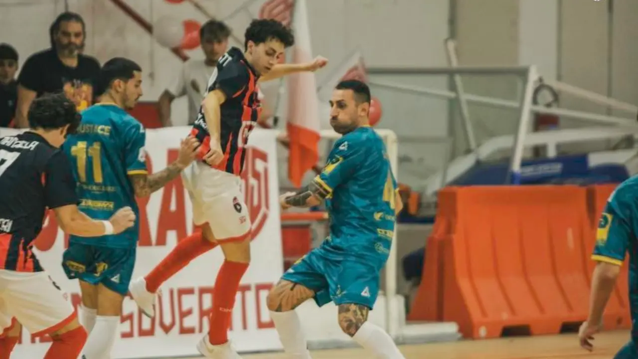 Serie A2, nel quinto turno l’Acri espugna Soverato: i rossoneri vincono 7-5 il derby calabrese\n