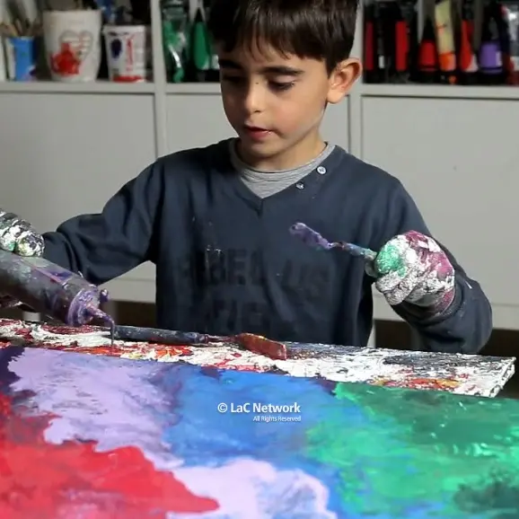 I colori che diventano arte, LaC Storie alla scoperta dello straordinario mondo di Manuele: oggi su LaC Tv\n