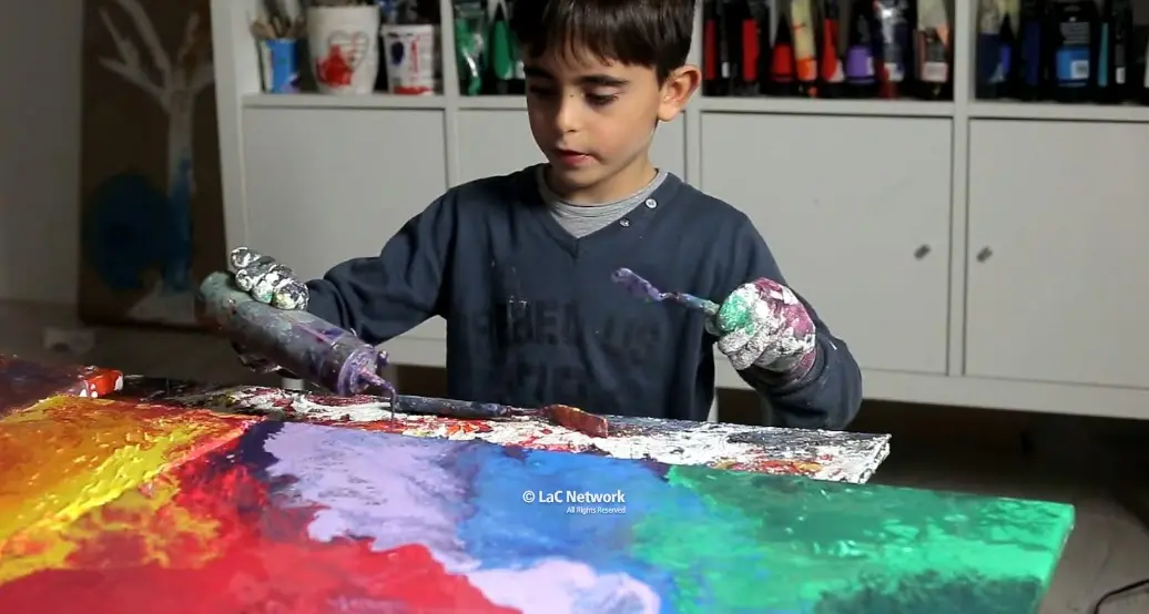 I colori che diventano arte, LaC Storie alla scoperta dello straordinario mondo di Manuele: oggi su LaC Tv\n