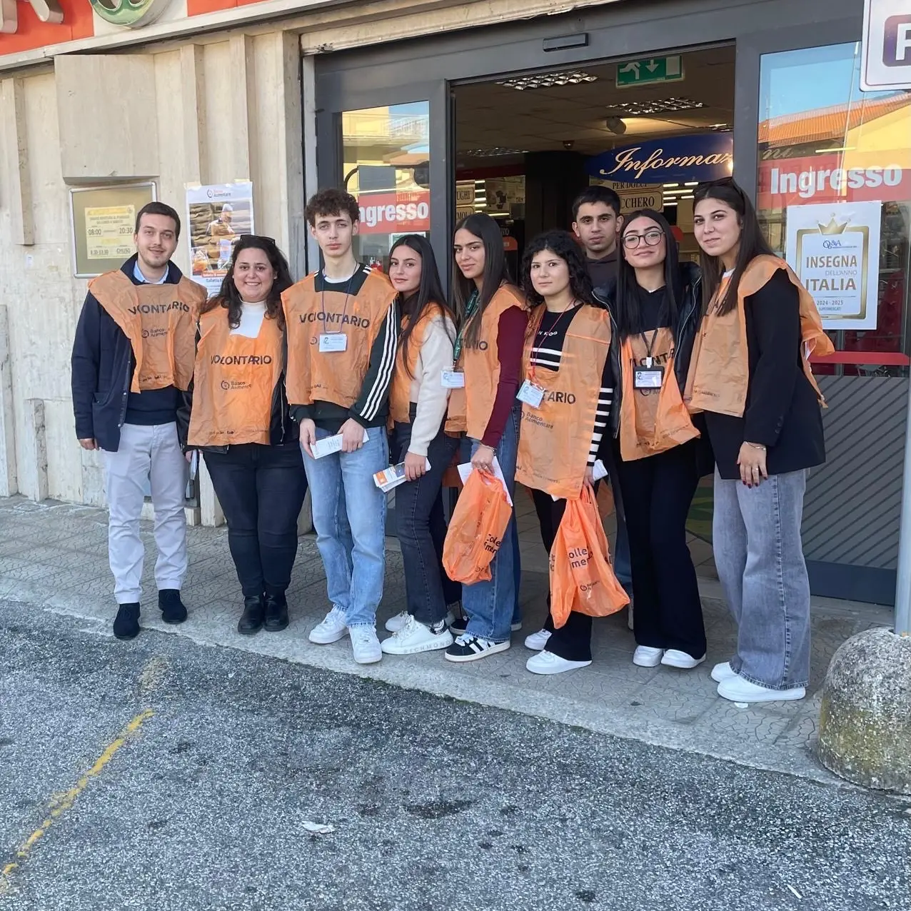 Giornata del Banco Alimentare a Vibo Valentia: oltre 500\u00A0kg di alimenti raccolti\u00A0grazie alla generosità dei cittadini\n