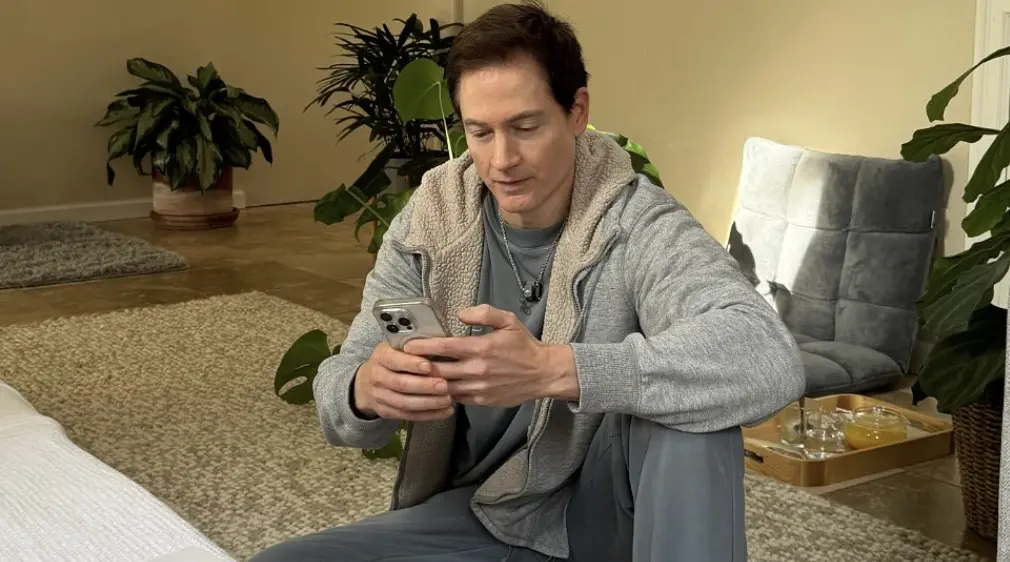 Funghi psichedelici per fermare l’età: la nuova sfida di Bryan Johnson