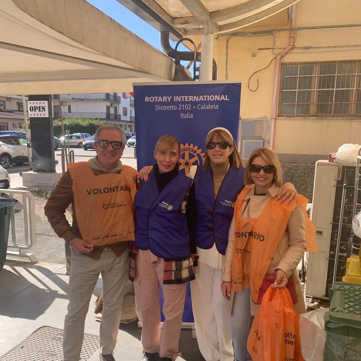 Vibo Valentia, Rotary, Rotaract e Interact uniti per la Giornata Mondiale della Colletta Alimentare\n