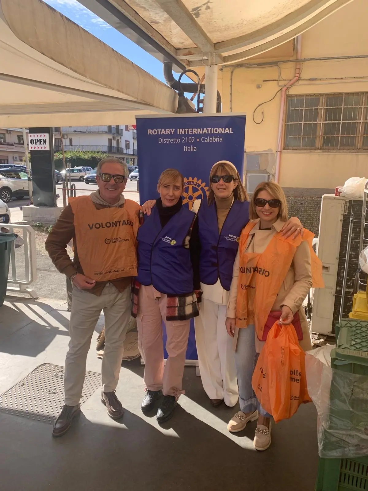 Vibo Valentia, Rotary, Rotaract e Interact uniti per la Giornata Mondiale della Colletta Alimentare\n