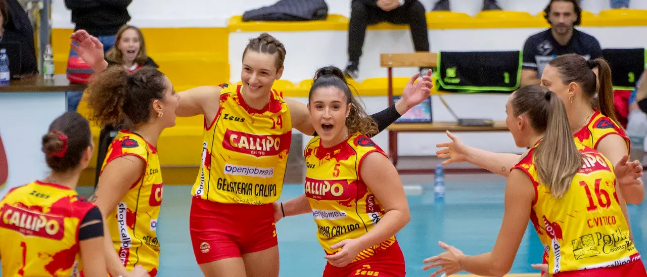 Sesta vittoria di fila per la Tonno Callipo Volley: Vibo resta in vetta a punteggio pieno\n