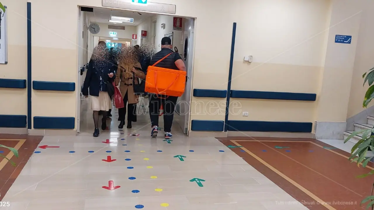 Non solo Vibo:\u00A0l’odissea di una paziente vibonese a Catanzaro\u00A0tra attese infinite, disservizi e farmaci che mancano\n