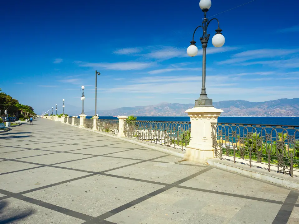 Milano prima per qualità della vita, Calabria fanalino di coda: Reggio e Crotone in fondo alla classifica