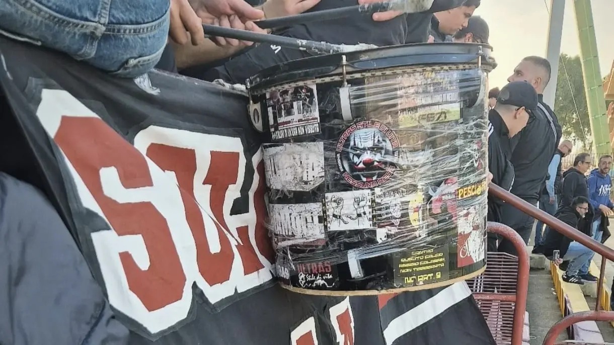 AAA CERCASI Reggina: il Granillo si svuota, la squadra crolla e la città volta le spalle\n