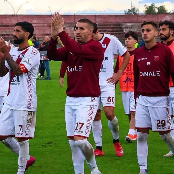 Serie D, bilancio calabrese: Reggina in zona play-out, Sambiase pareggia in casa, derby alla Vibonese\n