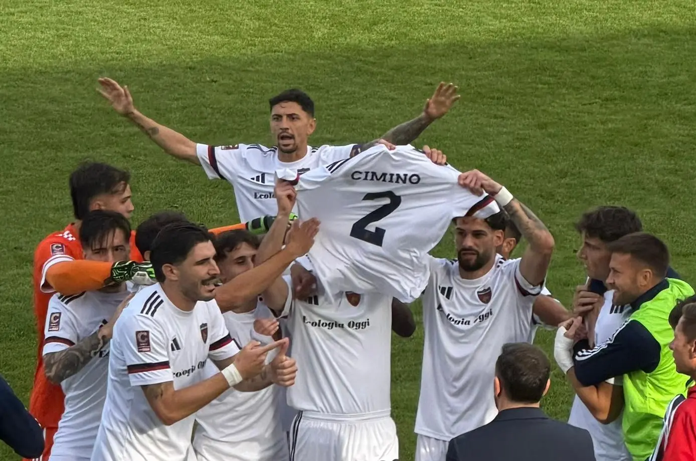 Cosenza,\u00A0necessità virtù: almeno 6\u00A0partite senza un\u00A0terzino destro in rosa