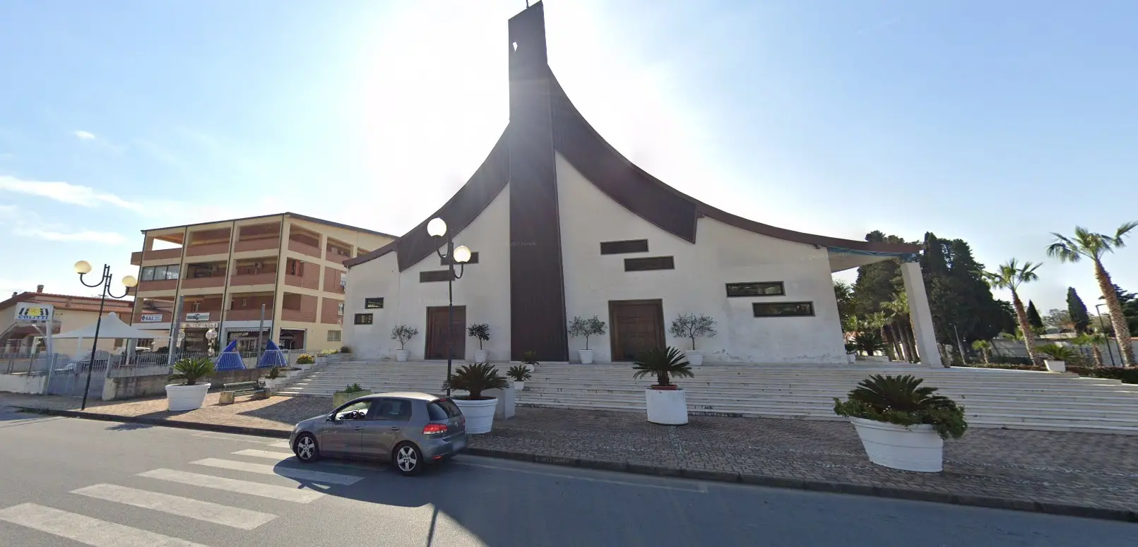 A Praia a Mare l’ultimo saluto a Ilaria Battaglia, la giovane investita da un Frecciarossa