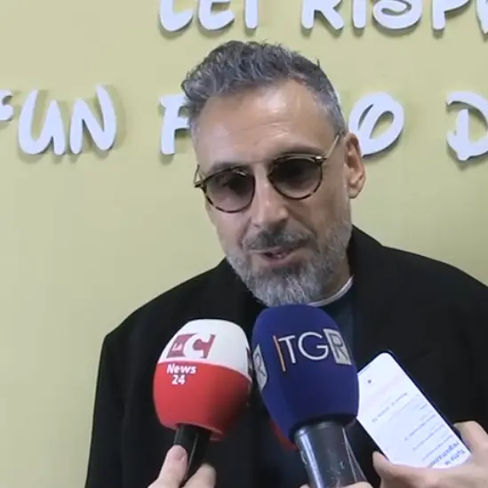 Capodanno a Cosenza, Brunori non si sbilancia: «Mi sono tenuto libero»