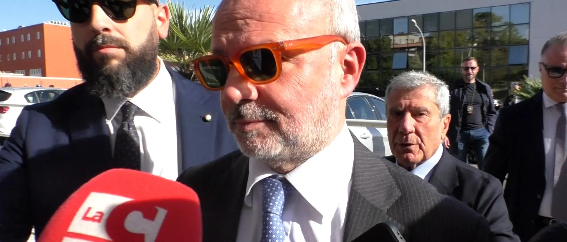 Calabria fuori dal commissariamento della sanità, mezzo passo indietro di Schillaci: «È un problema tecnico, non mio»\n