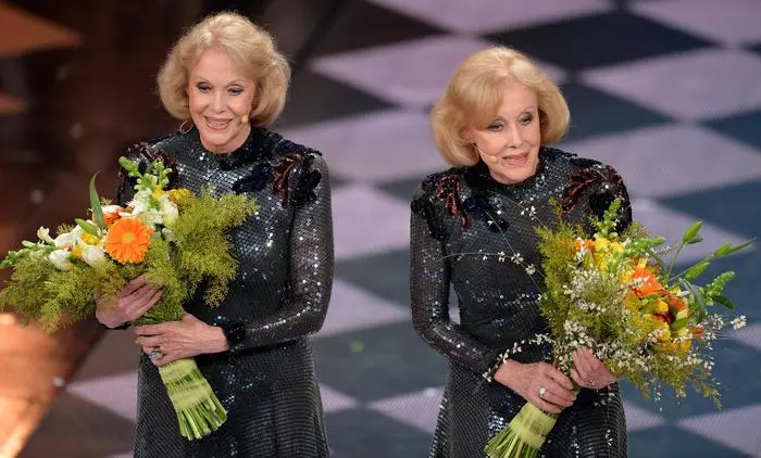 Sono morte le gemelle Kessler, avevano 89 anni. Hanno scelto il suicidio assistito