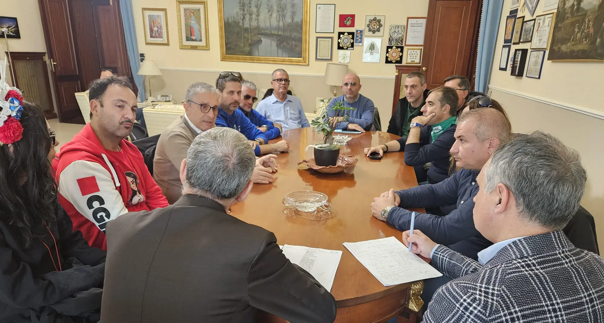 Telecontact, dopo la protesta i sindacati incontrano il prefetto: sul tavolo le possibili strategie di risoluzione