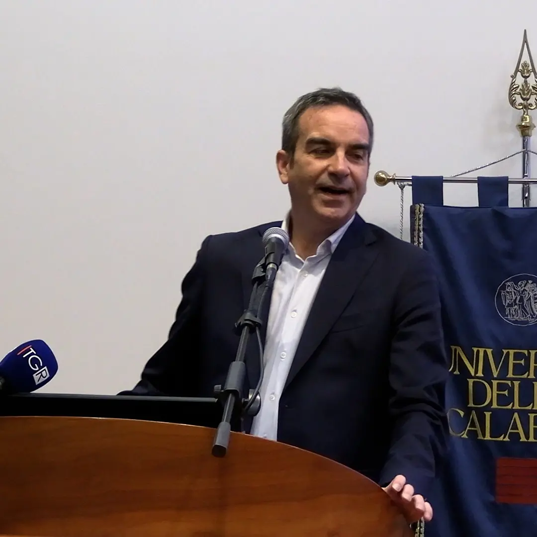 La riforma della sanità calabrese\u00A0secondo Occhiuto: «Tutti gli ospedali sotto un’unica Azienda»\n