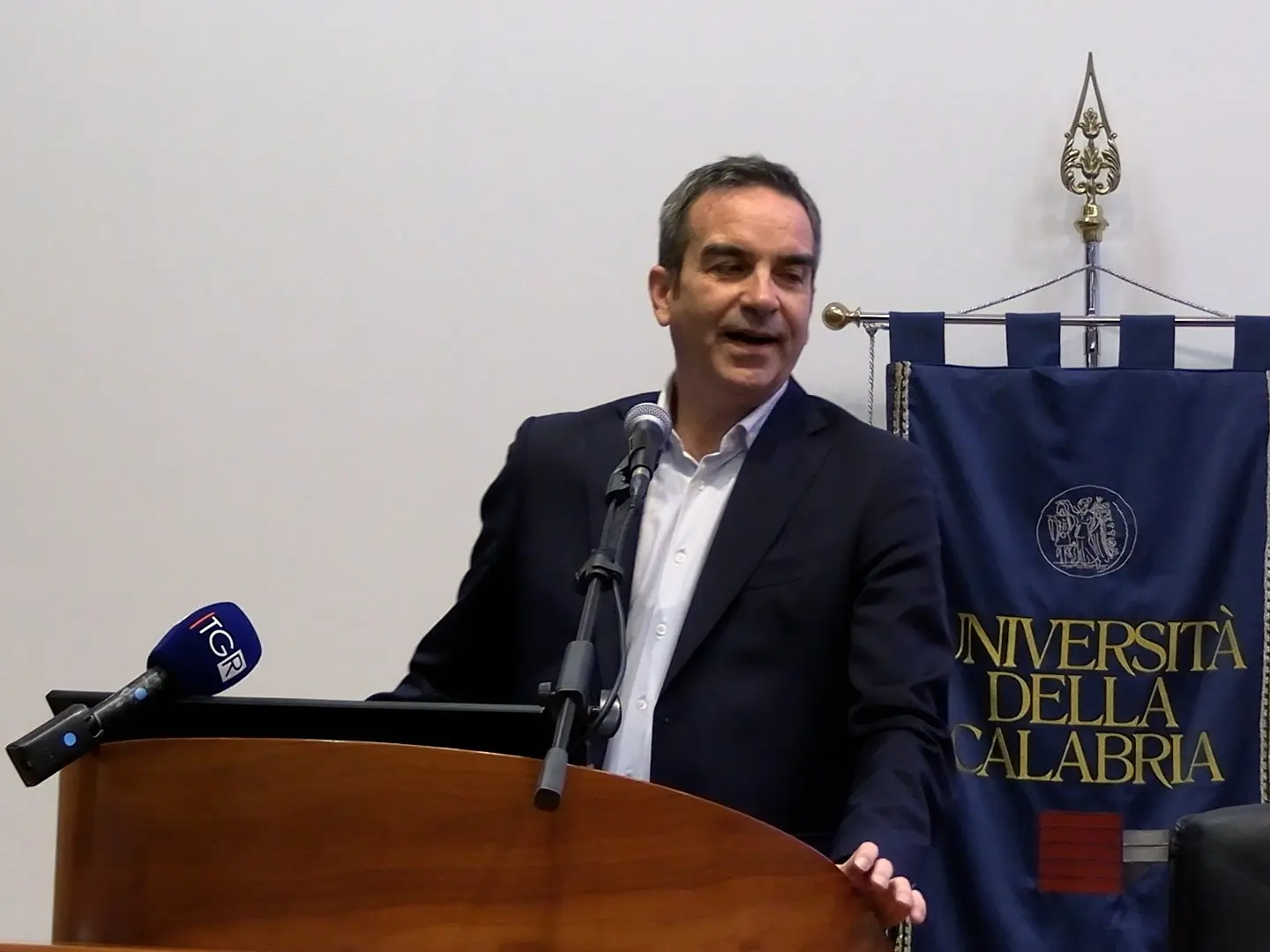 La riforma della sanità calabrese secondo Occhiuto: «Tutti gli ospedali sotto un’unica Azienda»