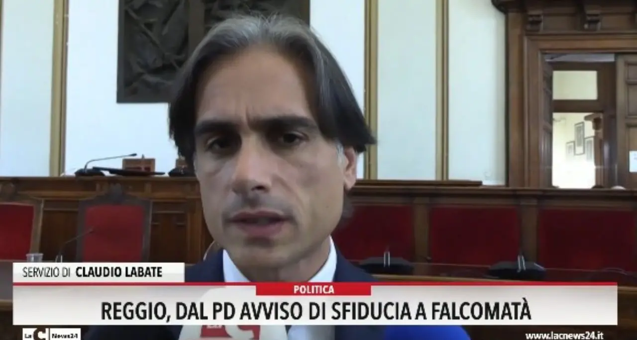 Reggio, dal Pd avviso di sfiducia a Falcomatà