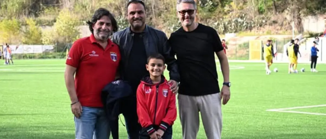 Sport e solidarietà, il Nursind di Vibo dona un defibrillatore al Soriano Fabrizia: «Gesto concreto di attenzione alla vita»\n