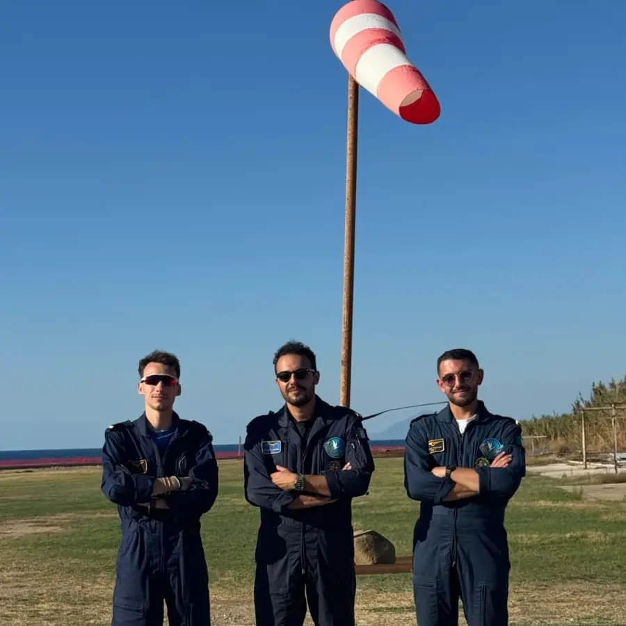 Reggio, tre nuovi piloti di volo da diporto sportivo diplomati all’Aeroporto dello Stretto\n