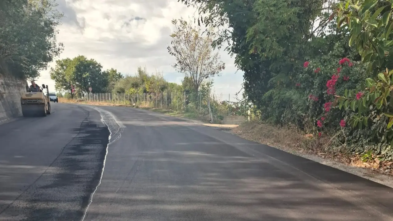 Lavori sulla Sp 11 che collega Vibo con Triparni e\u00A0Porto Salvo: in fase di ultimazione il primo lotto da 650mila euro\n