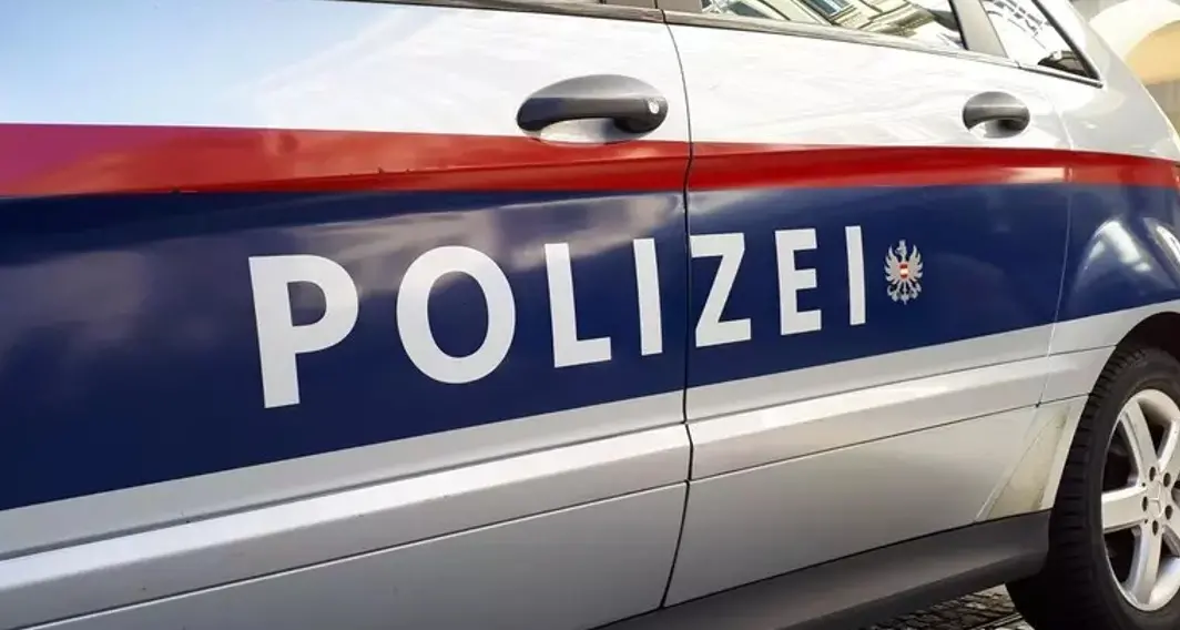 Madre e figlia trovate morte in un appartamento a Innsbruck: i corpi nascosti in una cella frigorifera\n